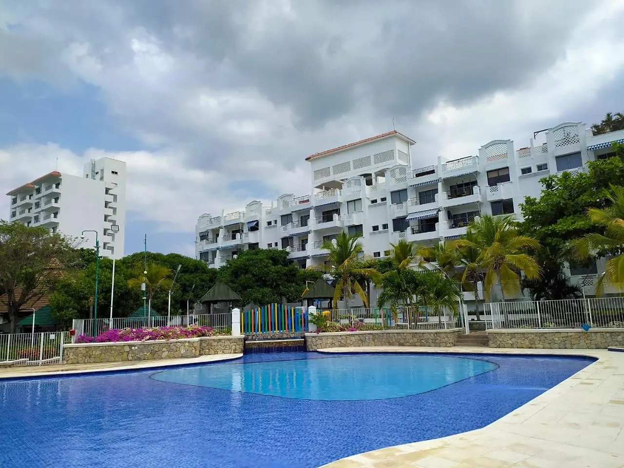 Balcones De Costa Azul Apto 302 Santa Marta